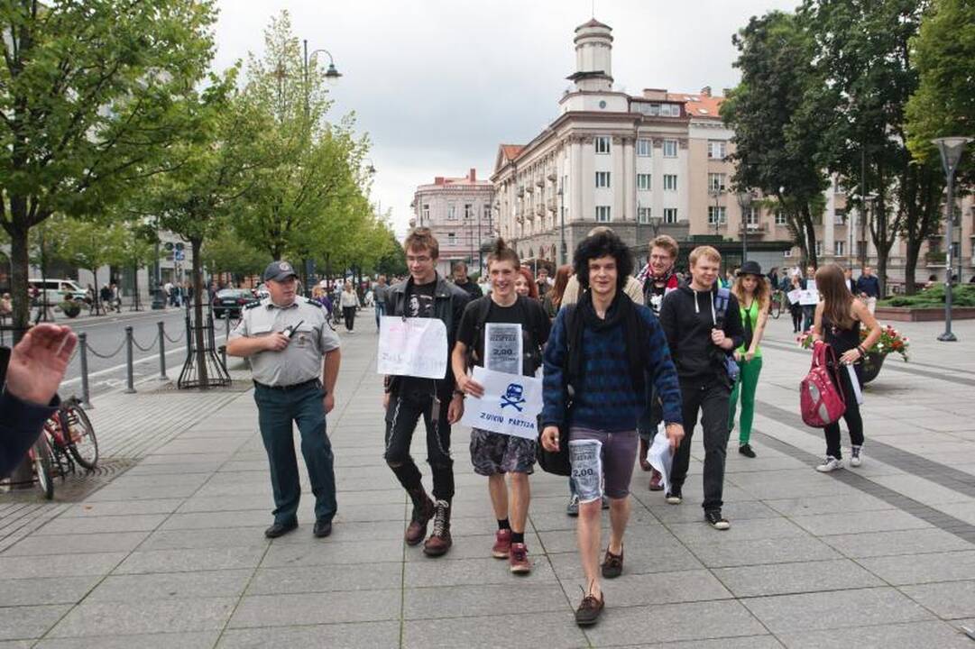 Vilniuje – susirinkimas prieš viešojo transporto bilietų reformą