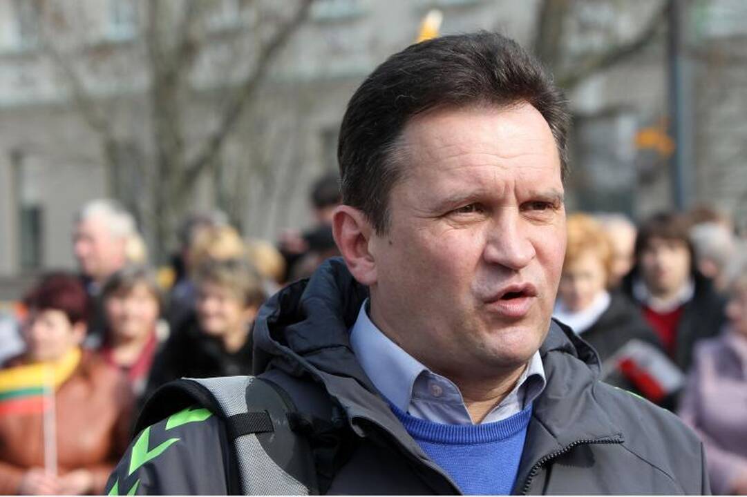 Lenkų mitingas sutraukė tūkstančius dalyvių