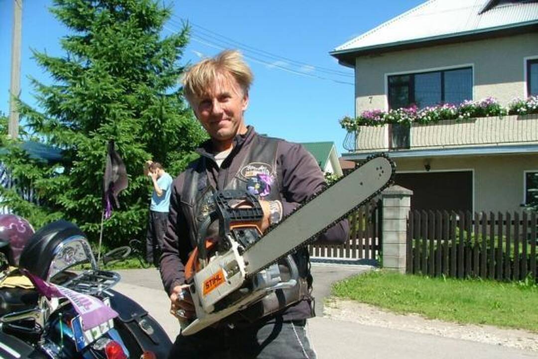 D.Kedžio dukrą į susitikimą su motina vėl lydės žmonės