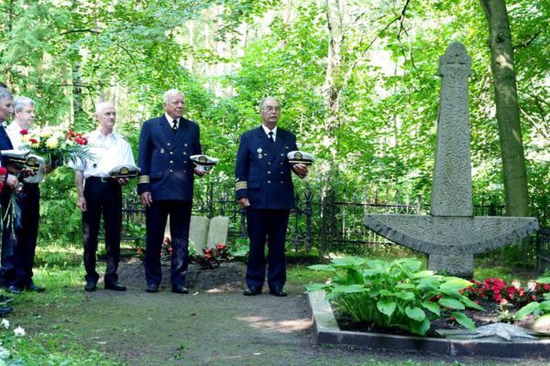 Jūros šventė: pagerbtas kapitono L.Stulpino atminimas