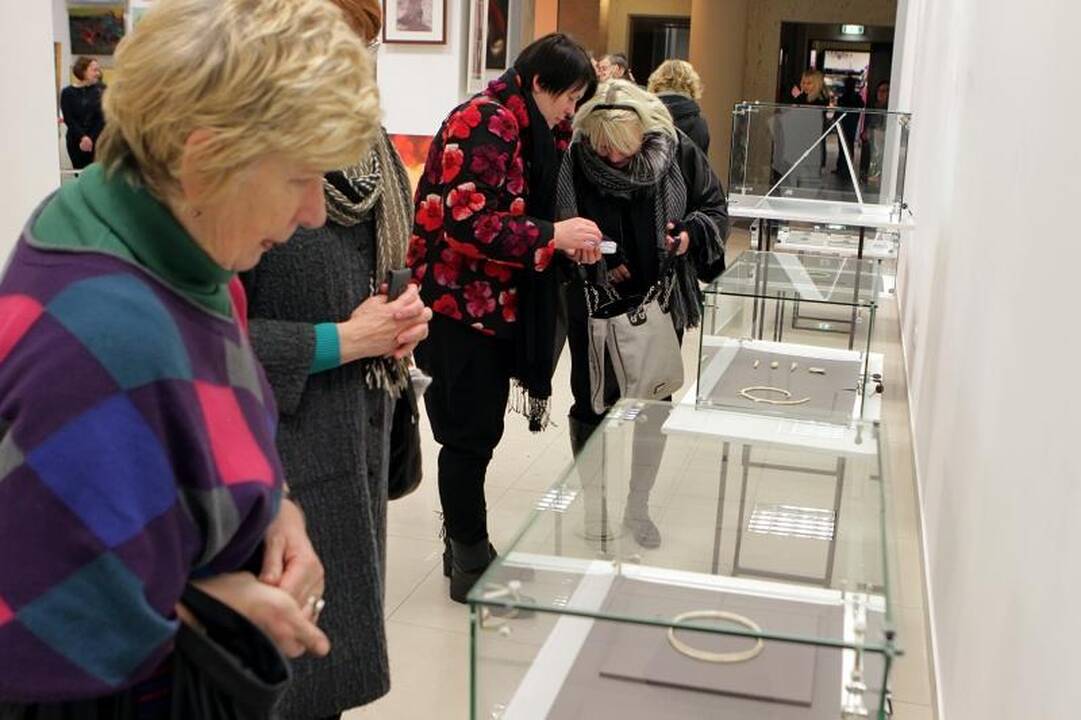 Žymus juvelyras S.Virpilaitis su paroda užsuko į Klaipėdą