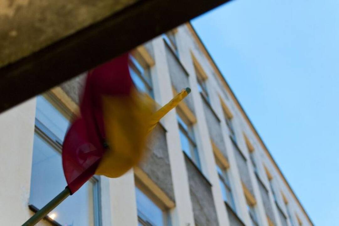 Kauno mokyklose sužibo atminimo liepsnelės