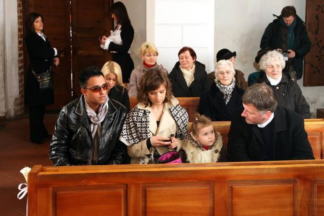 Merūnas Vitulskis su savo išrinktąja Kauno rotušėje sumainė žiedus 