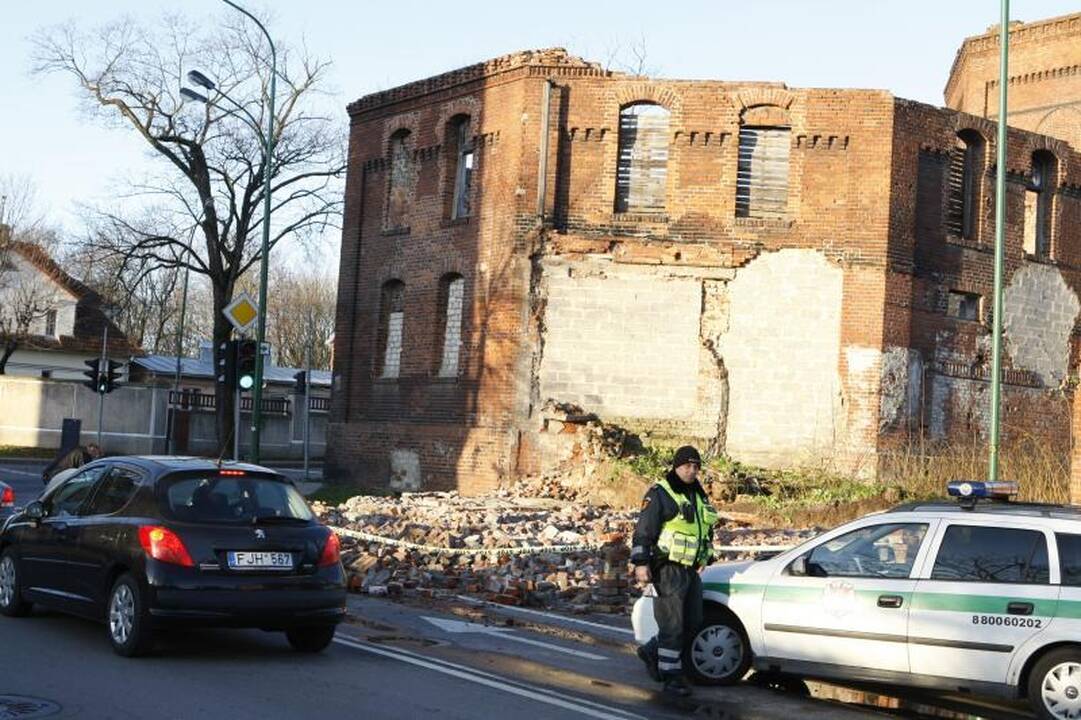Stiprus vėjas naktį nusiaubė pajūrį (atnaujinta 15:58 val.)
