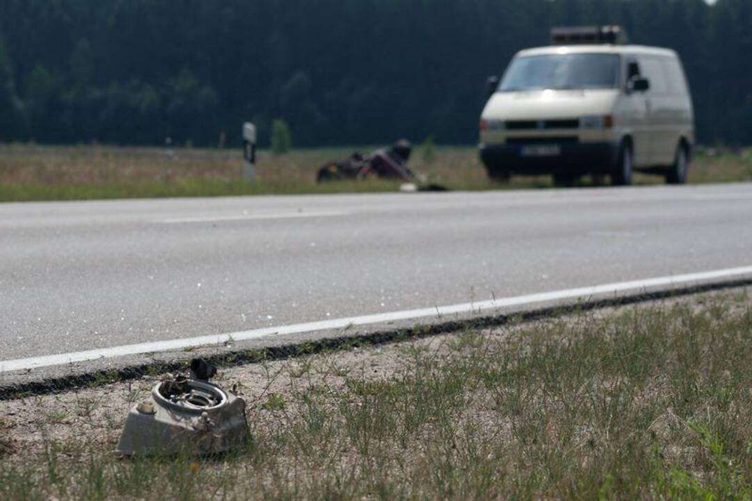 Per susidūrimą kaktomuša žuvo abu vairuotojai