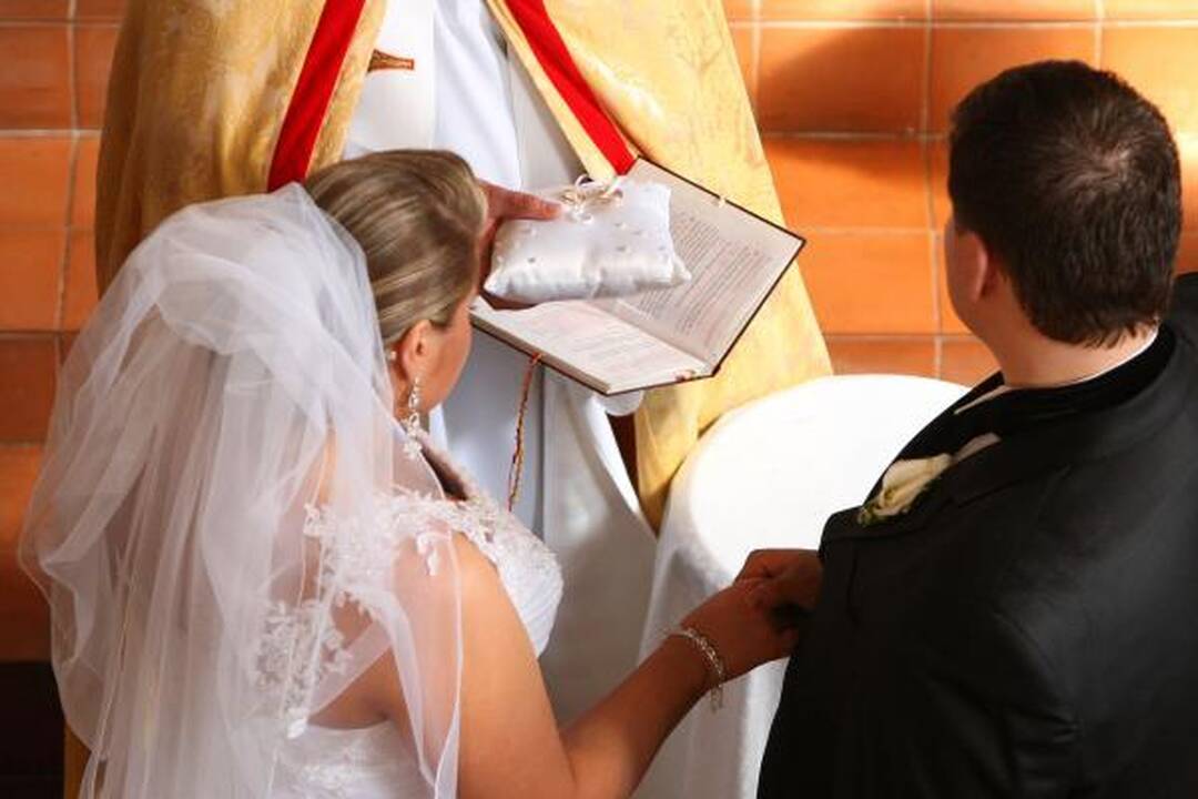 Merūnas Vitulskis su savo išrinktąja Kauno rotušėje sumainė žiedus 