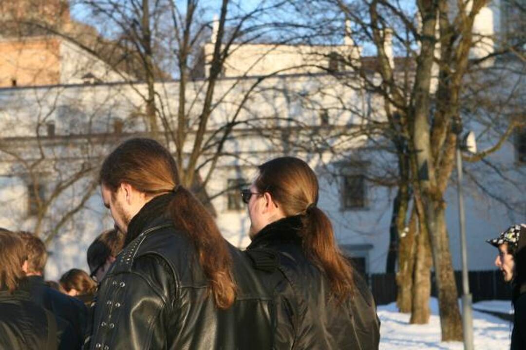 Patriotiško jaunimo eitynės patriotizmu neapsiribojo (papildyta)