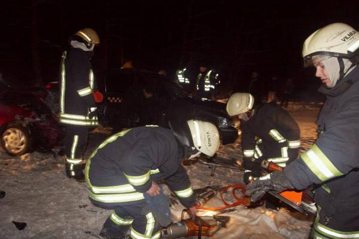 Per avariją Vilniuje žuvo taksi keleivis