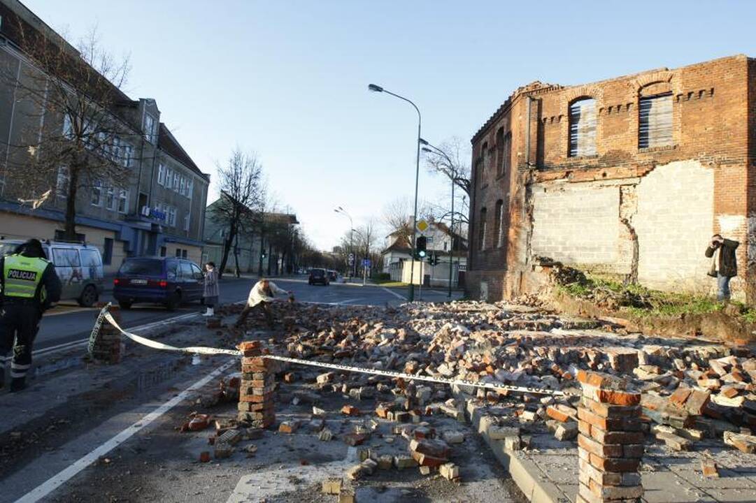 Stiprus vėjas naktį nusiaubė pajūrį (atnaujinta 15:58 val.)