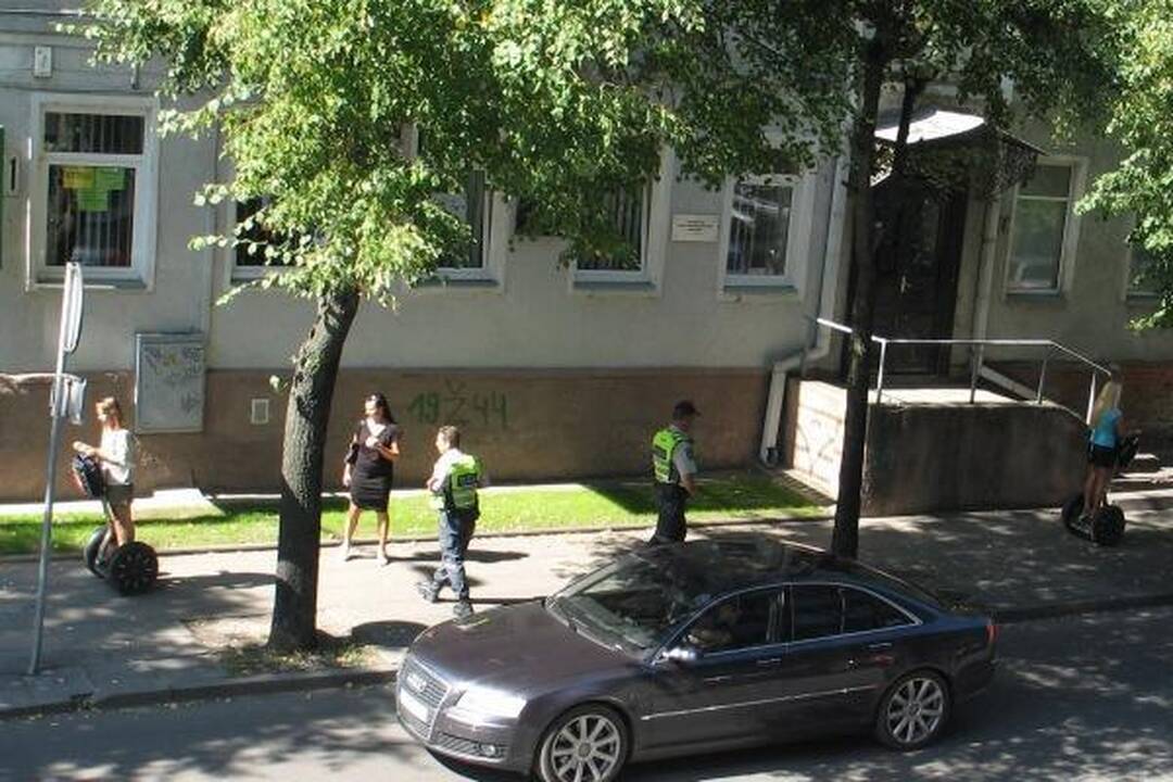 Policininkai pabūna ir riedžių valdymo instruktoriais