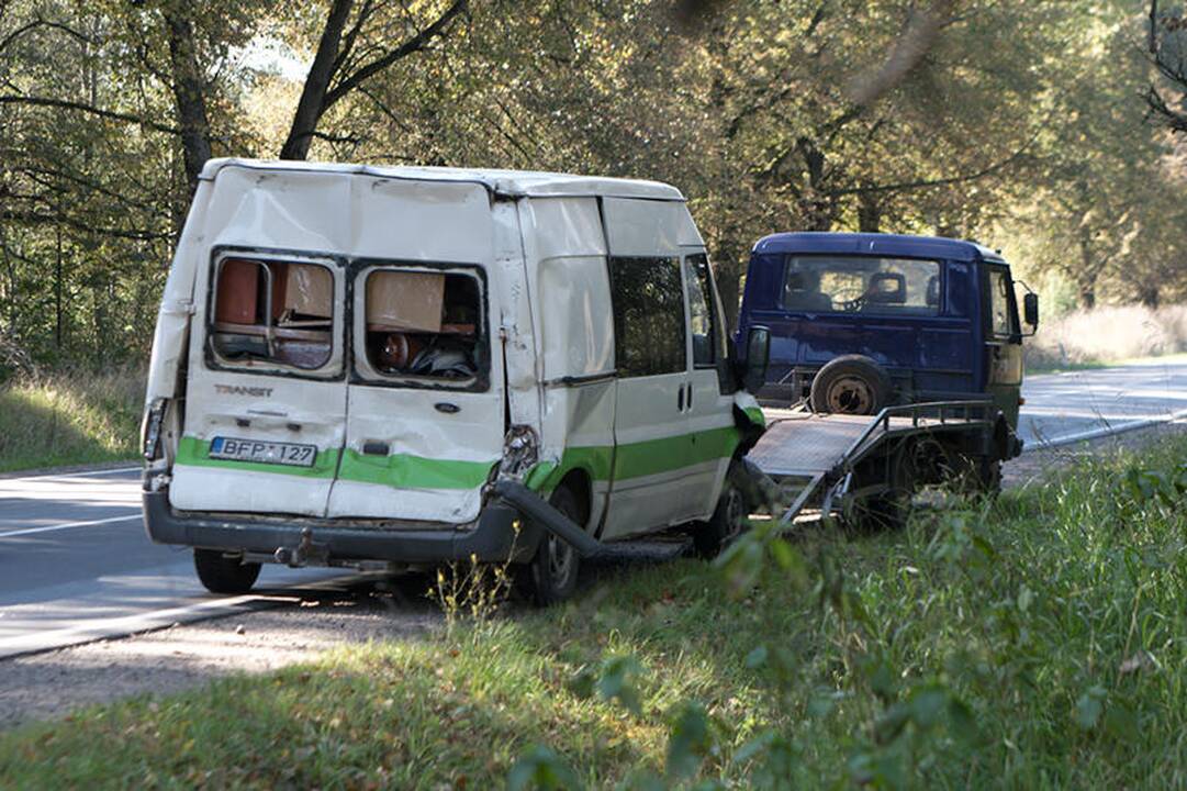 „Subaru“ vairuotoja: važiuoti plentu 40 km/val. greičiu nedraudžiama