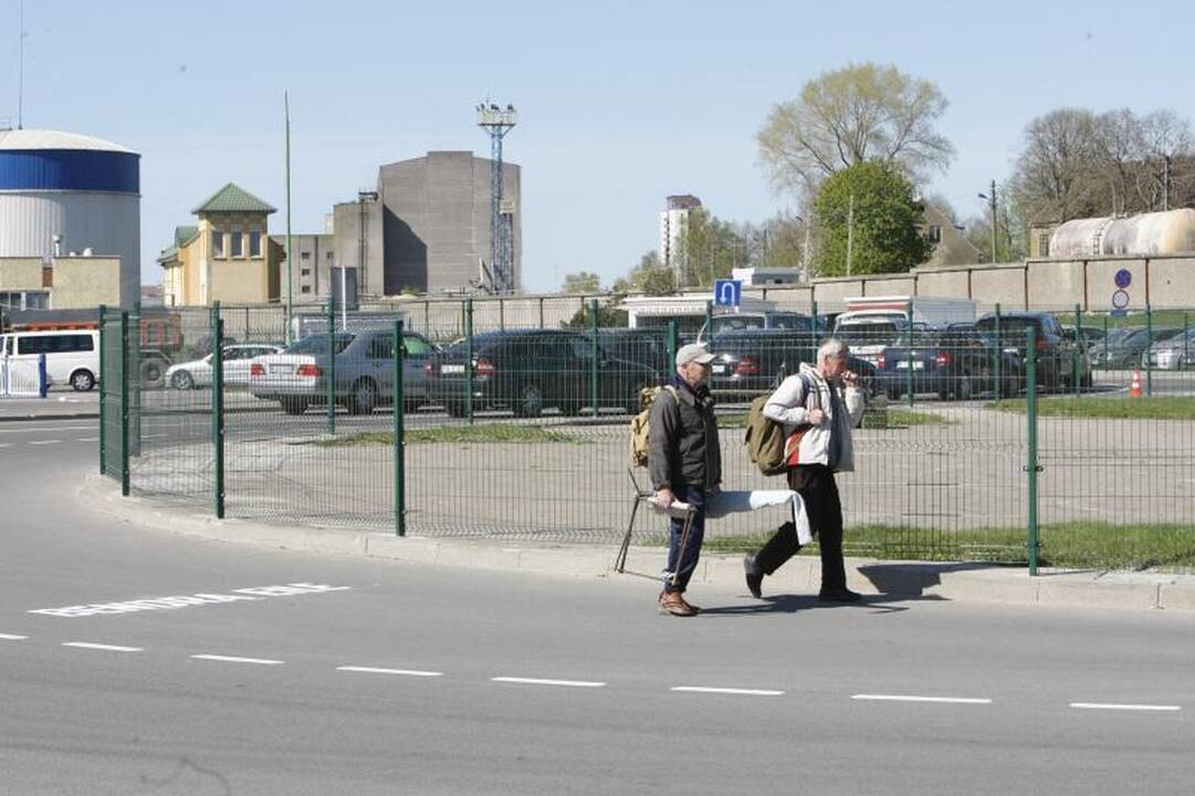 Dėl tvorų Naujoje perkėloje – nesutarimai