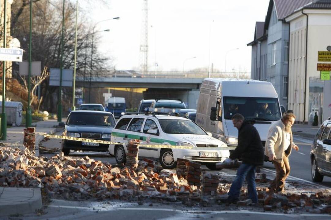 Stiprus vėjas naktį nusiaubė pajūrį (atnaujinta 15:58 val.)