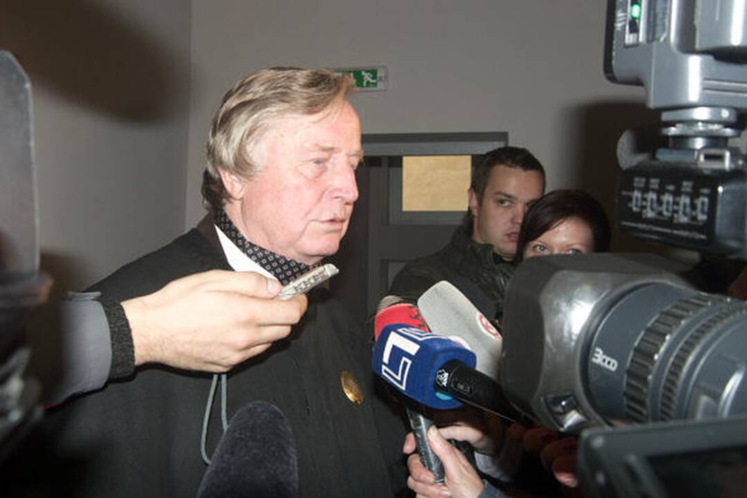 Alytaus meras Č.Daugėla suimtas 15 parų (papildyta)
