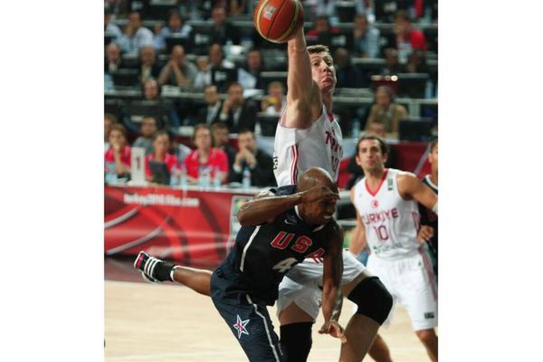 Pasaulio čempionais po 16 metų pertraukos tapo amerikiečiai
