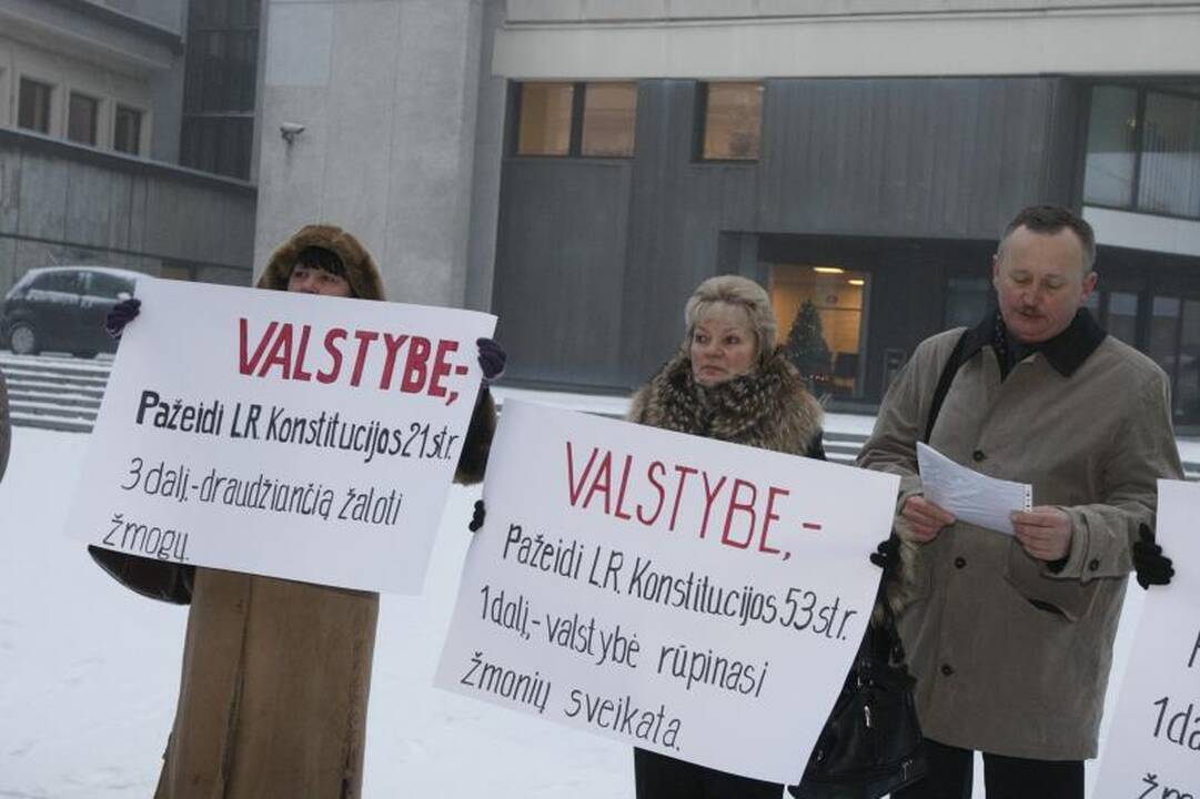 Prieš traukinių keliamą triukšmą – plakatais