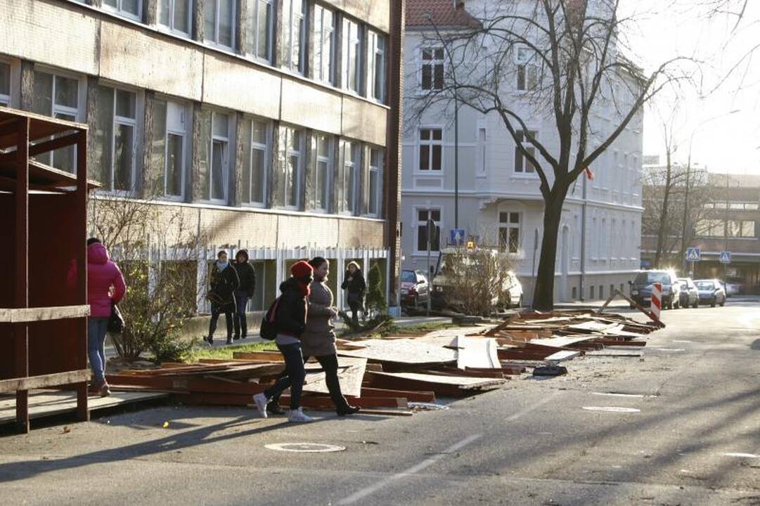 Stiprus vėjas naktį nusiaubė pajūrį (atnaujinta 15:58 val.)