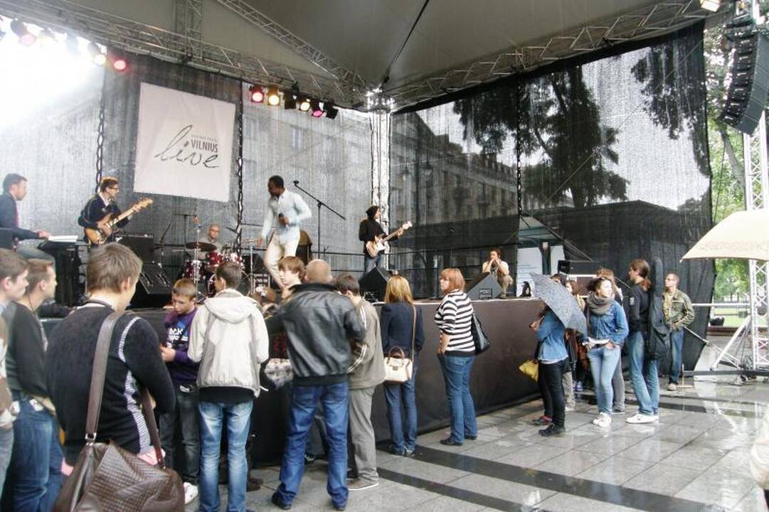 Vilniaus centre – koncertai po atviru dangumi