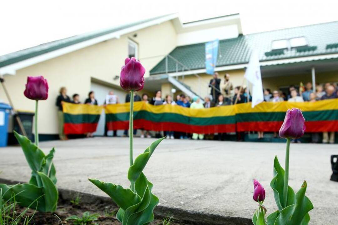 Garliavos šturmo metinės: Kedžių namo kieme pasodinta liepaitė