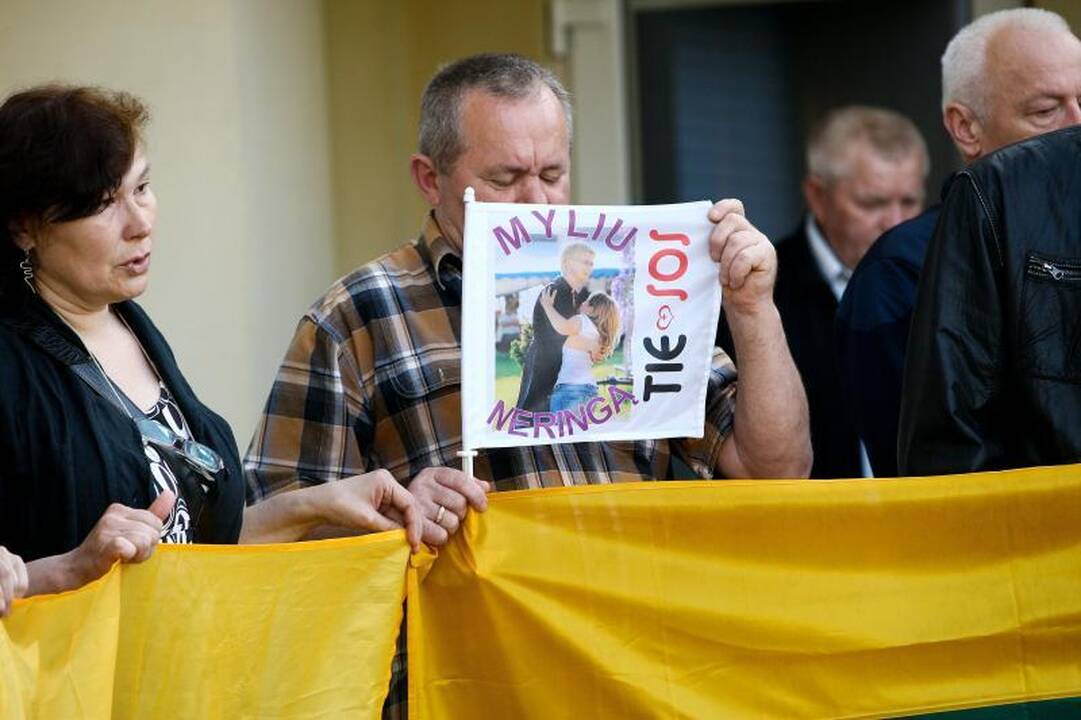 Garliavos šturmo metinės: Kedžių namo kieme pasodinta liepaitė
