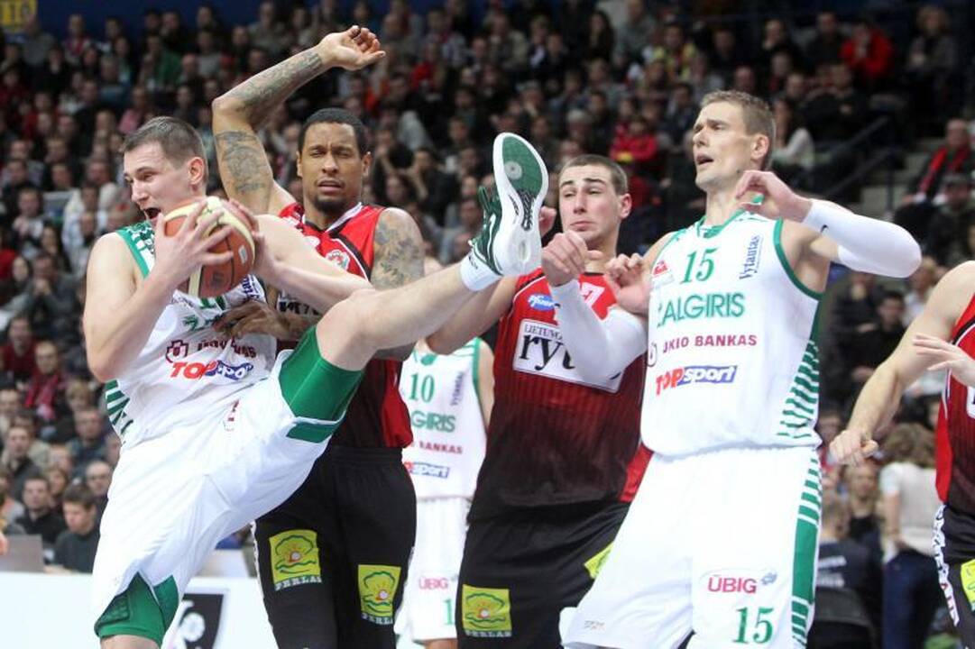 „Žalgiris“ nuginklavo „Lietuvos rytą“ (trenerių, žaidėjų komentarai)