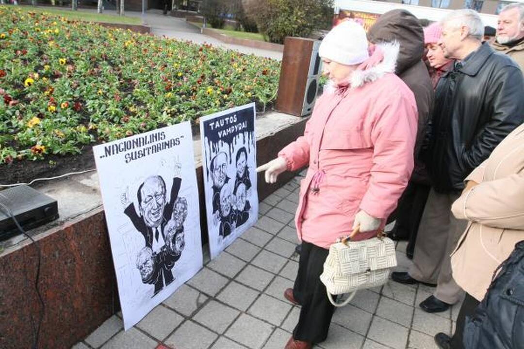 Mitinguotojai: valdžia turi tarnauti žmonėms!