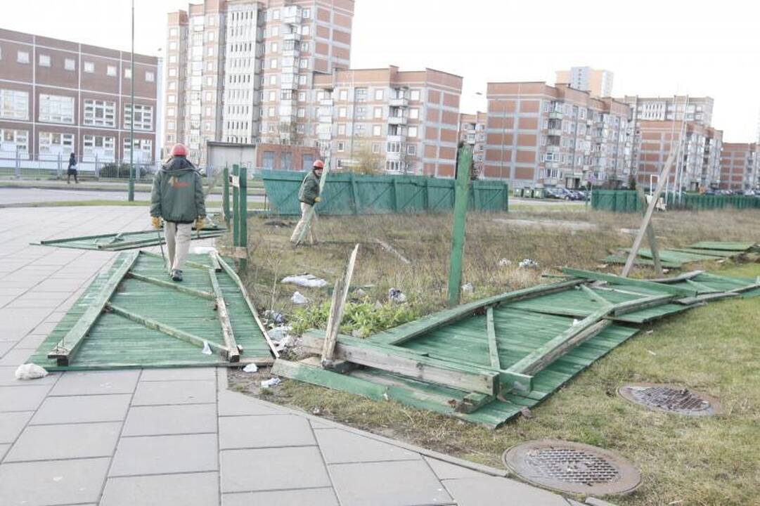 Stiprus vėjas naktį nusiaubė pajūrį (atnaujinta 15:58 val.)