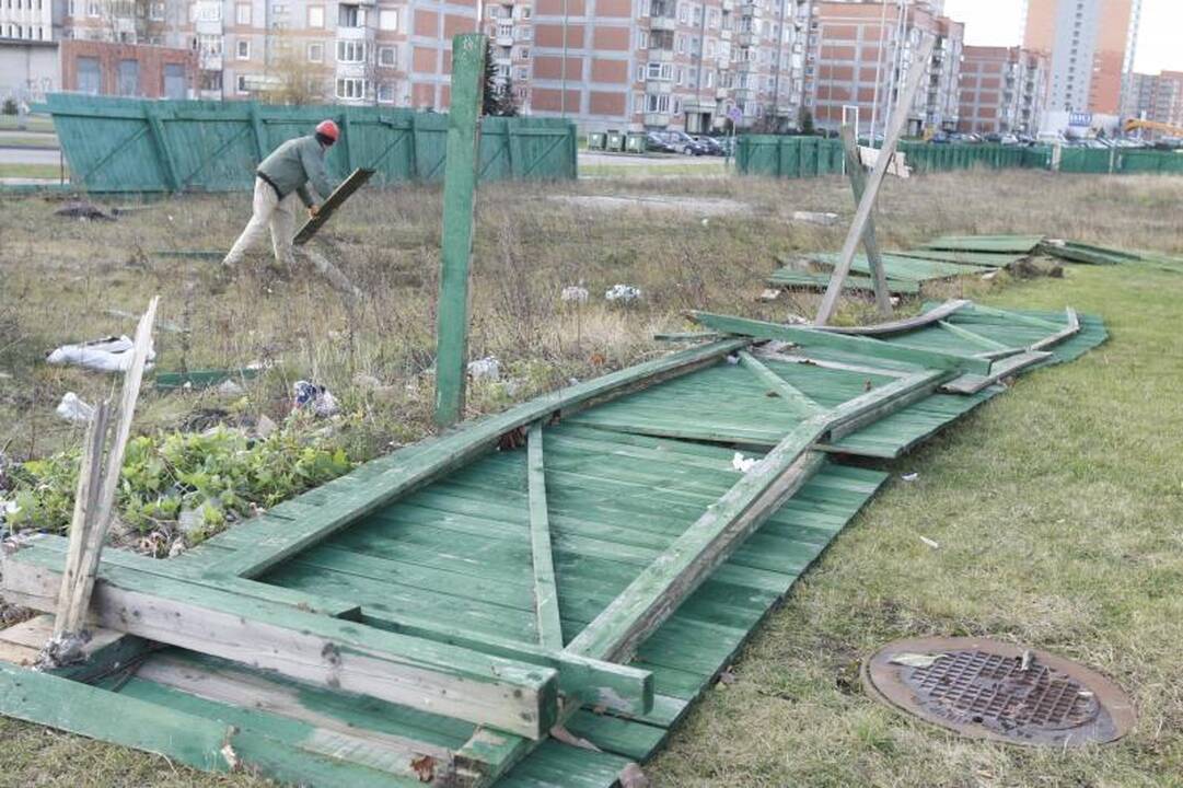 Stiprus vėjas naktį nusiaubė pajūrį (atnaujinta 15:58 val.)
