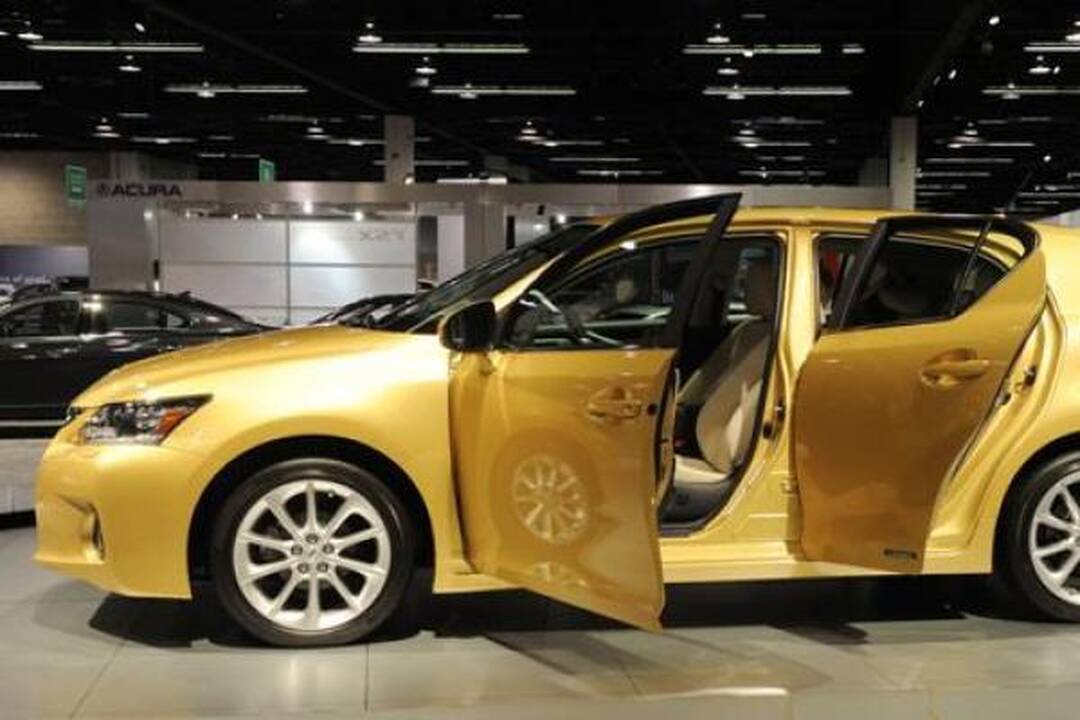 Kokius "žvėris" pristatė JAV automobilių paroda?