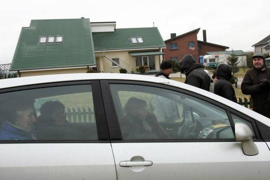 Garliavoje žmonės budėjo per naktį, dėl policijos veiksmų – tyrimas