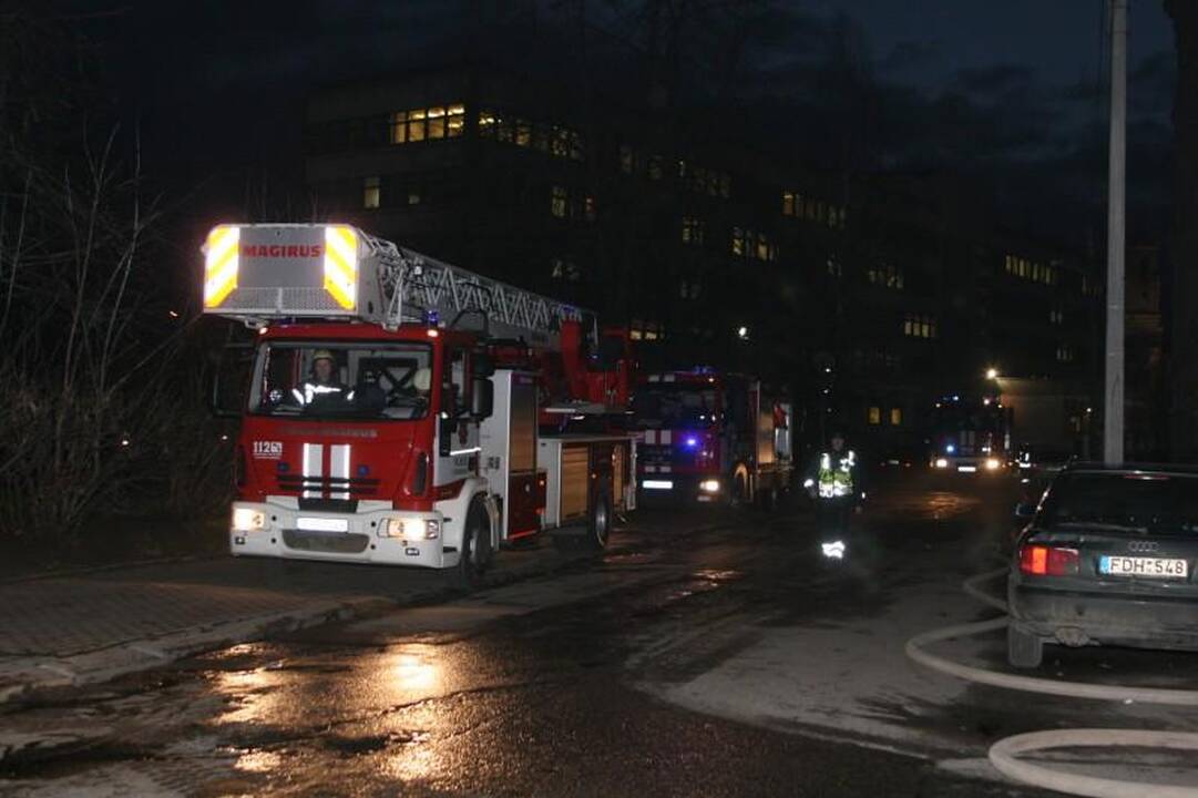 Per gaisrą Lukiškių kalėjime nukentėjo 9 kaliniai (papildyta 14.13)