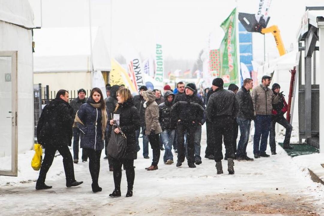 Žemės ūkio paroda „Ką pasėsi... 2013“ prasidėjo įspūdingomis spūstimis