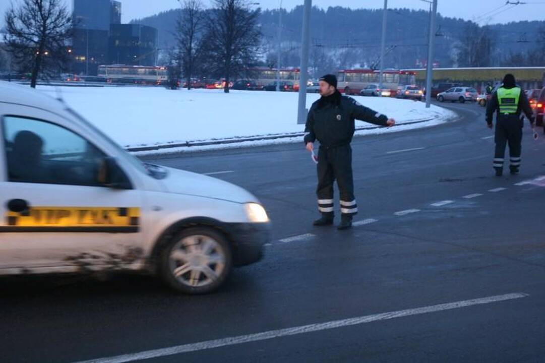 Vilniaus taryba taksistus laikinai atleido nuo rinkliavos