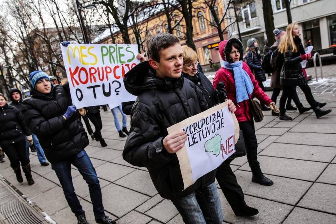 Mokiniai pasmerkė korupciją: kyšiai – negerai, tai nešvarūs pinigai!