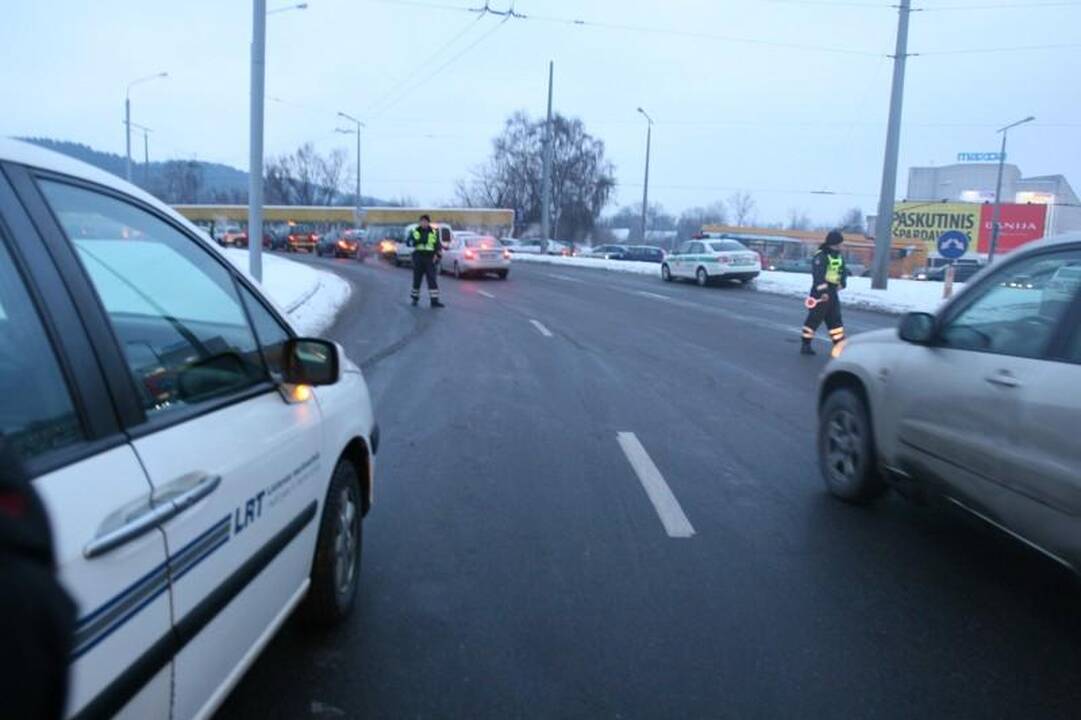 Vilniaus taryba taksistus laikinai atleido nuo rinkliavos