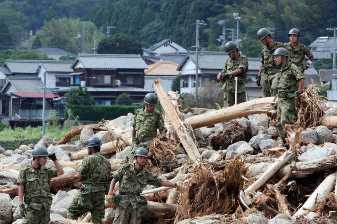 Per taifūną „Talas“ Japonijoje žuvo jau daugiau kaip 40 žmonių