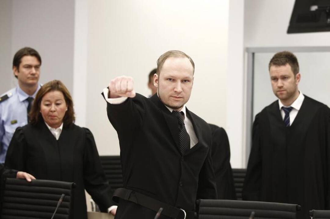 Teismą sukrėtė A.B.Breiviko pasakojimas apie žudynes