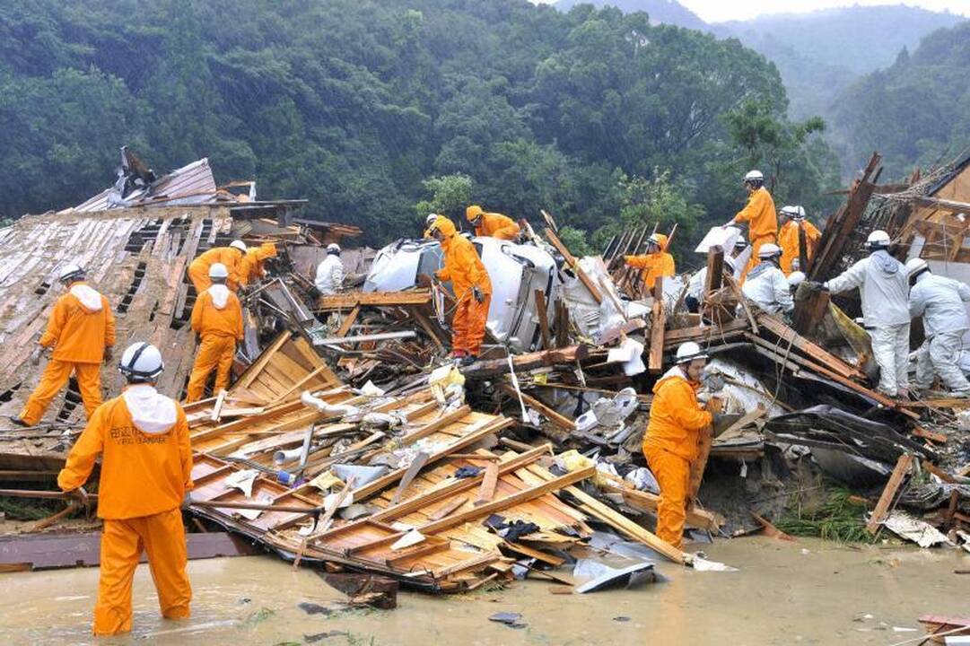 Per taifūną „Talas“ Japonijoje žuvo jau daugiau kaip 40 žmonių