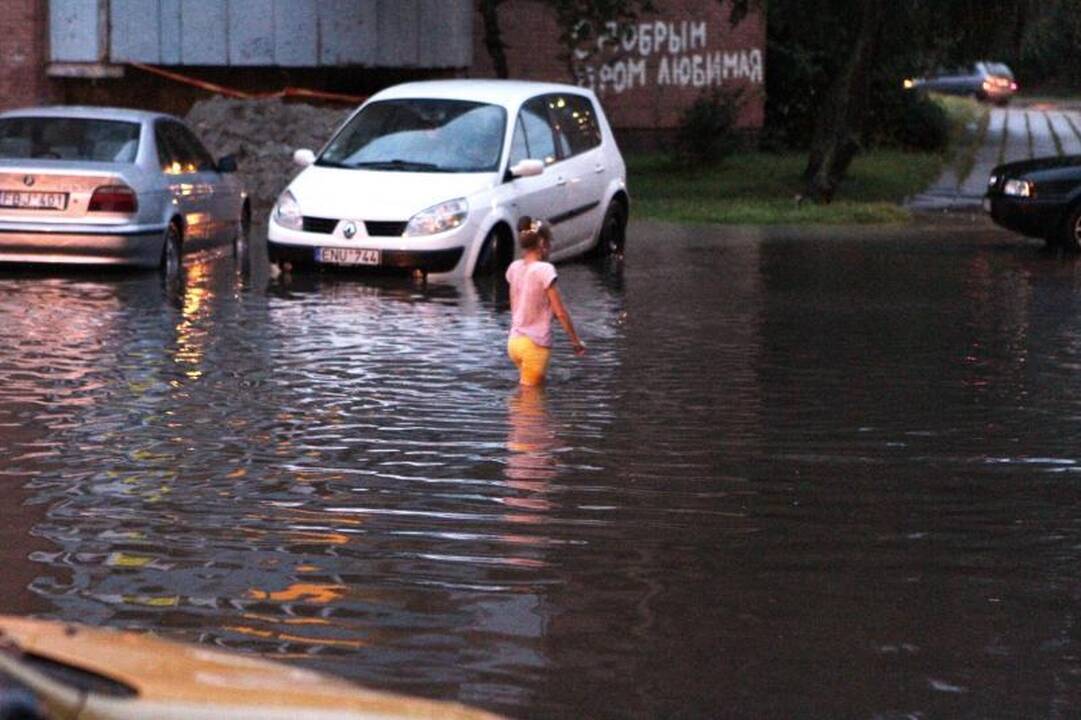 Šventinę nuotaiką Klaipėdoje aptemdė potvynis (papildyta)