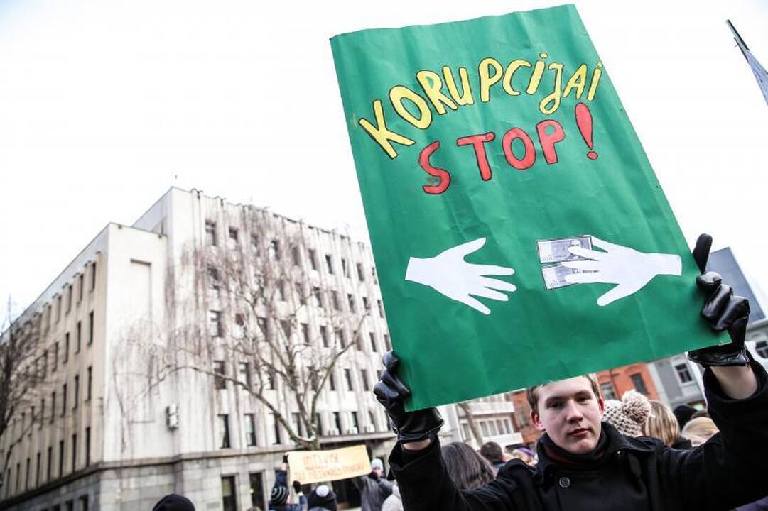 Mokiniai pasmerkė korupciją: kyšiai – negerai, tai nešvarūs pinigai!