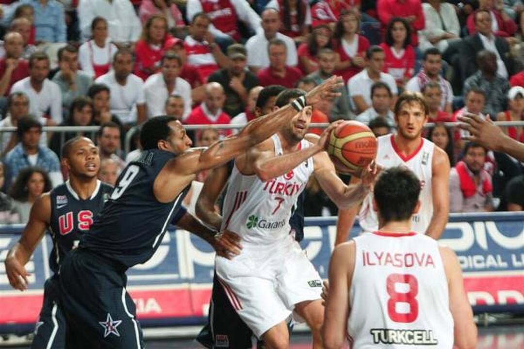 Pasaulio čempionais po 16 metų pertraukos tapo amerikiečiai