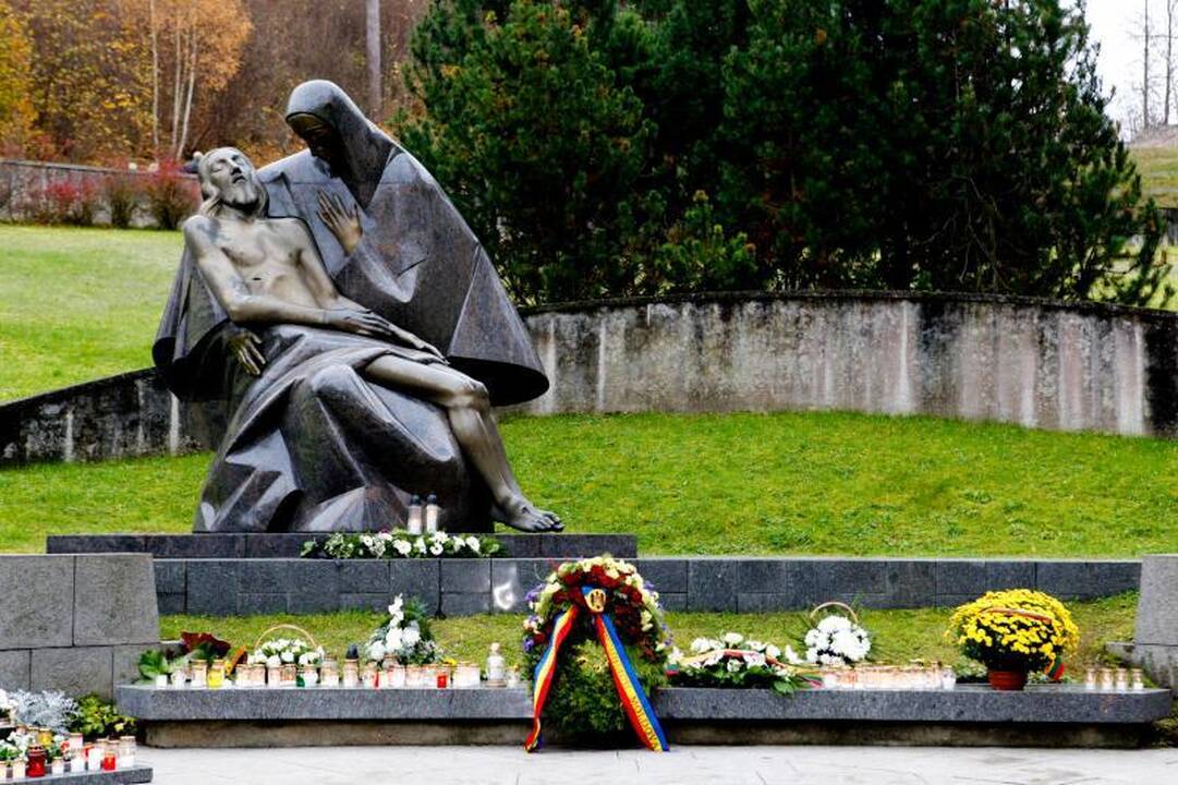Vėlinės – bendravimo su mirusiais diena 
