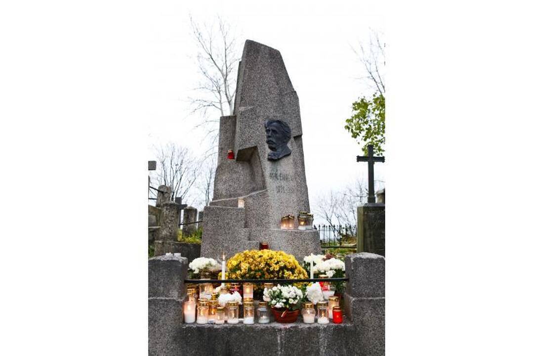 Vėlinės – bendravimo su mirusiais diena 
