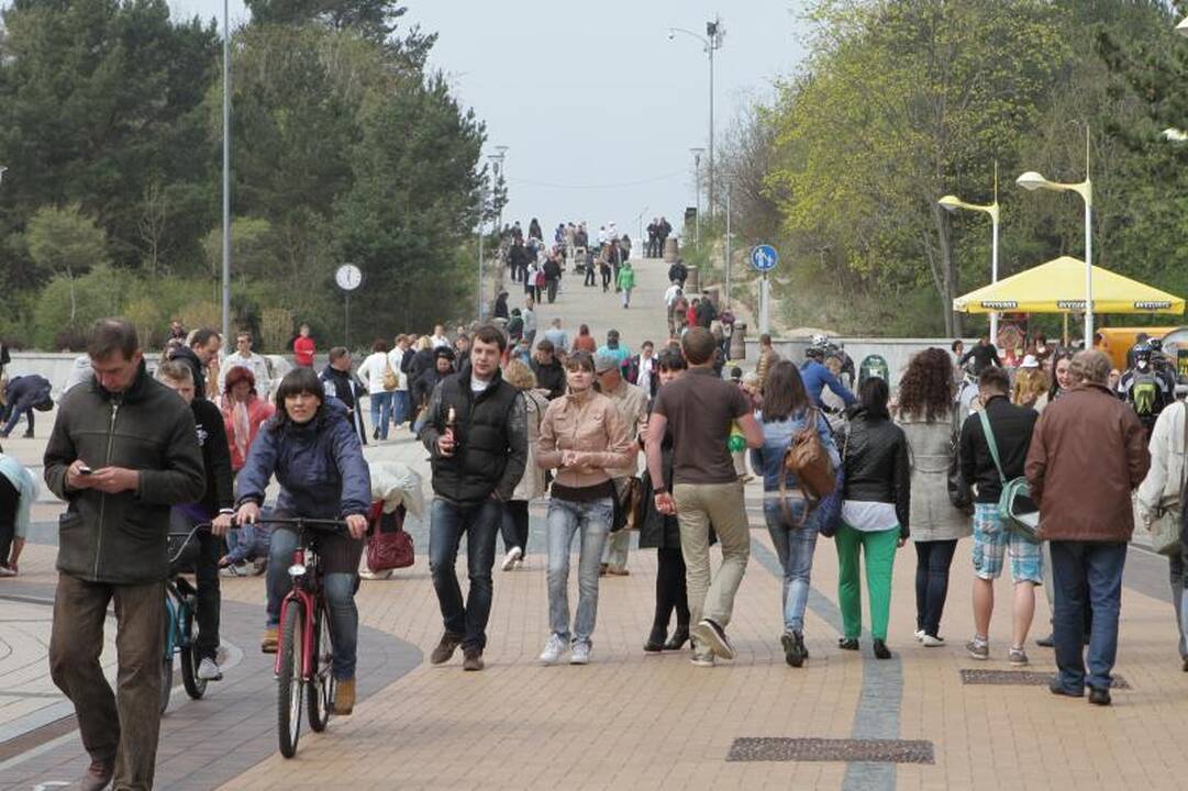 Palangoje  šeštadienį  lijo  gintarais  