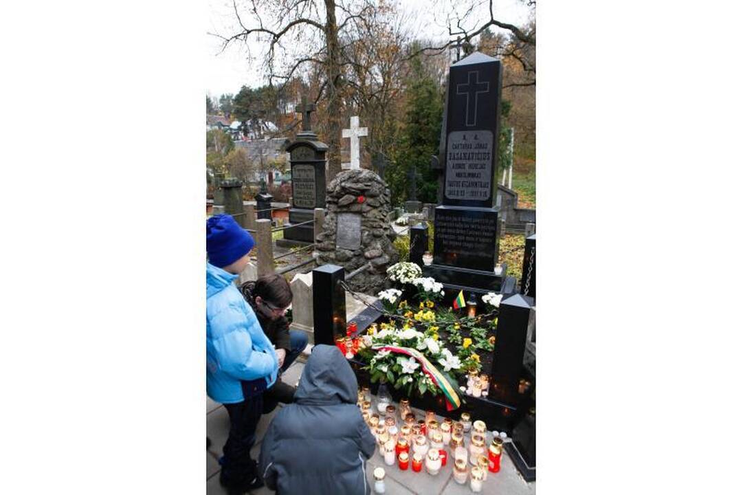 Vėlinės – bendravimo su mirusiais diena 