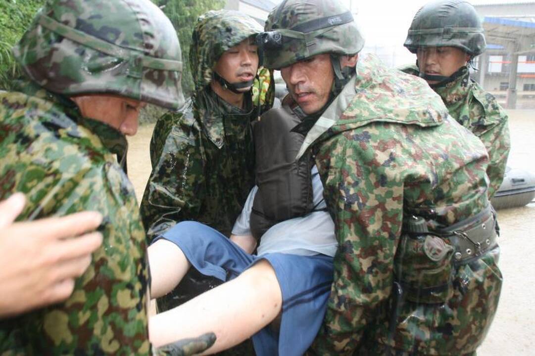 Per taifūną „Talas“ Japonijoje žuvo jau daugiau kaip 40 žmonių