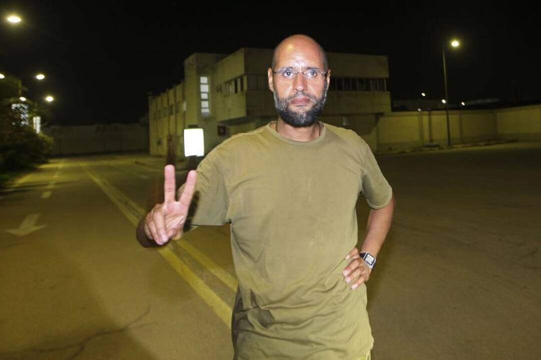 "Sučiuptas" M.Kadhafi sūnus susitiko su užsienio žurnalistais