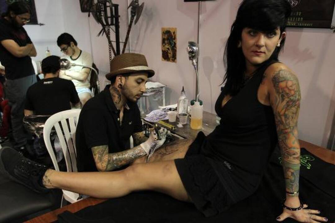 Savaitgalį Kolumbijos sostinę užvaldė tatuiruočių ir kūno menas