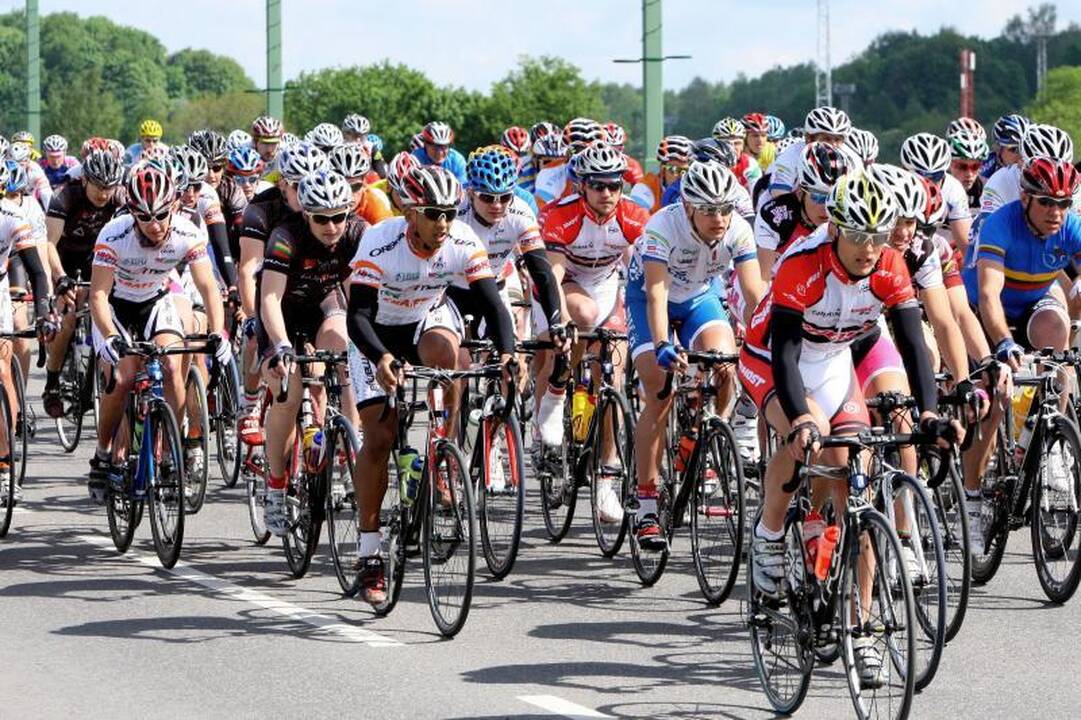 Dviratininkai susirungė Kauno maratono trasoje (papildyta)
