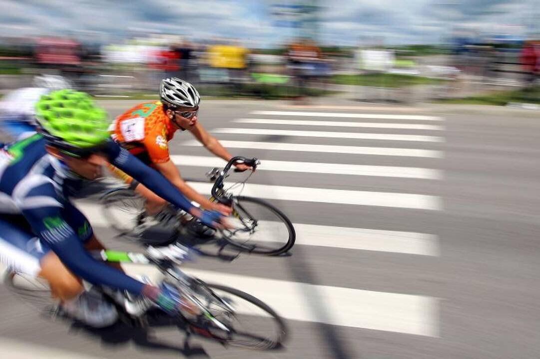 Dviratininkai susirungė Kauno maratono trasoje (papildyta)